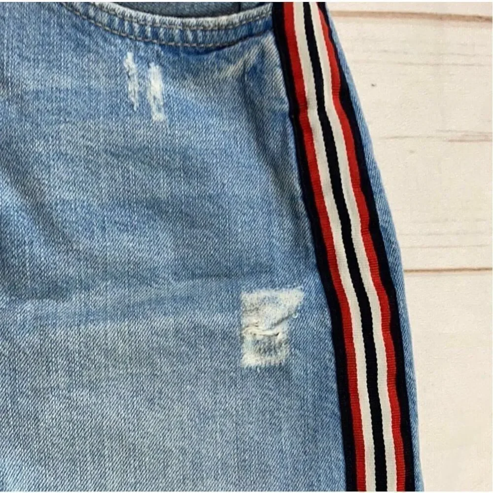Forever 21 Distressed Ribbon Detail Jean Skirt Size Medium